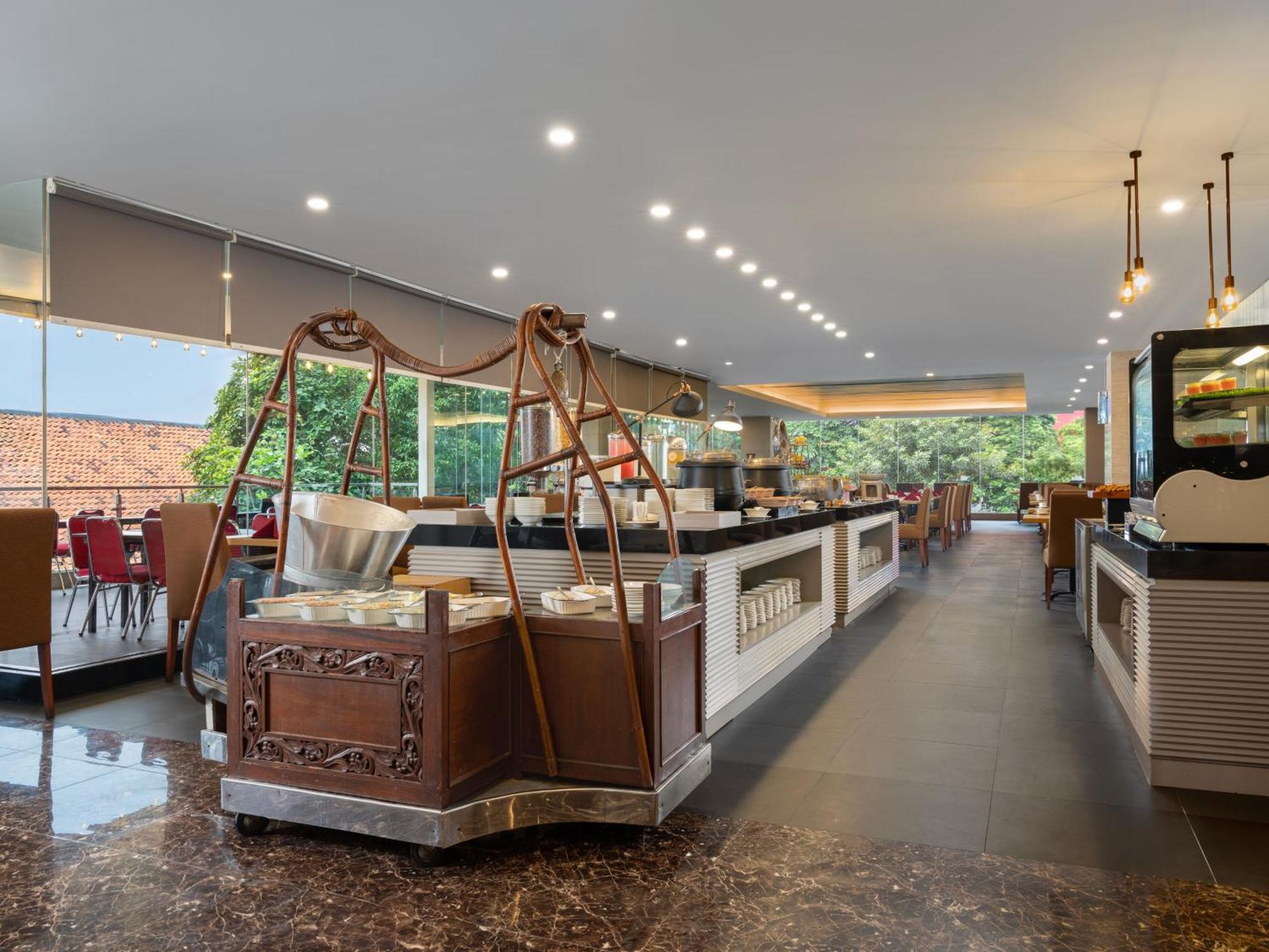 Hotel Santika Premiere Gubeng Surabaya Ngoại thất bức ảnh