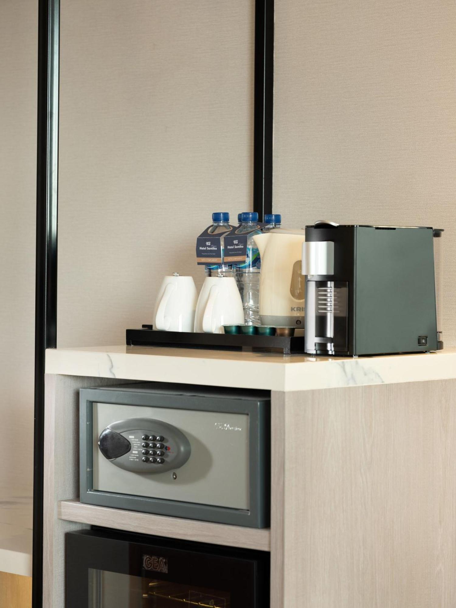 Hotel Santika Premiere Gubeng Surabaya Ngoại thất bức ảnh