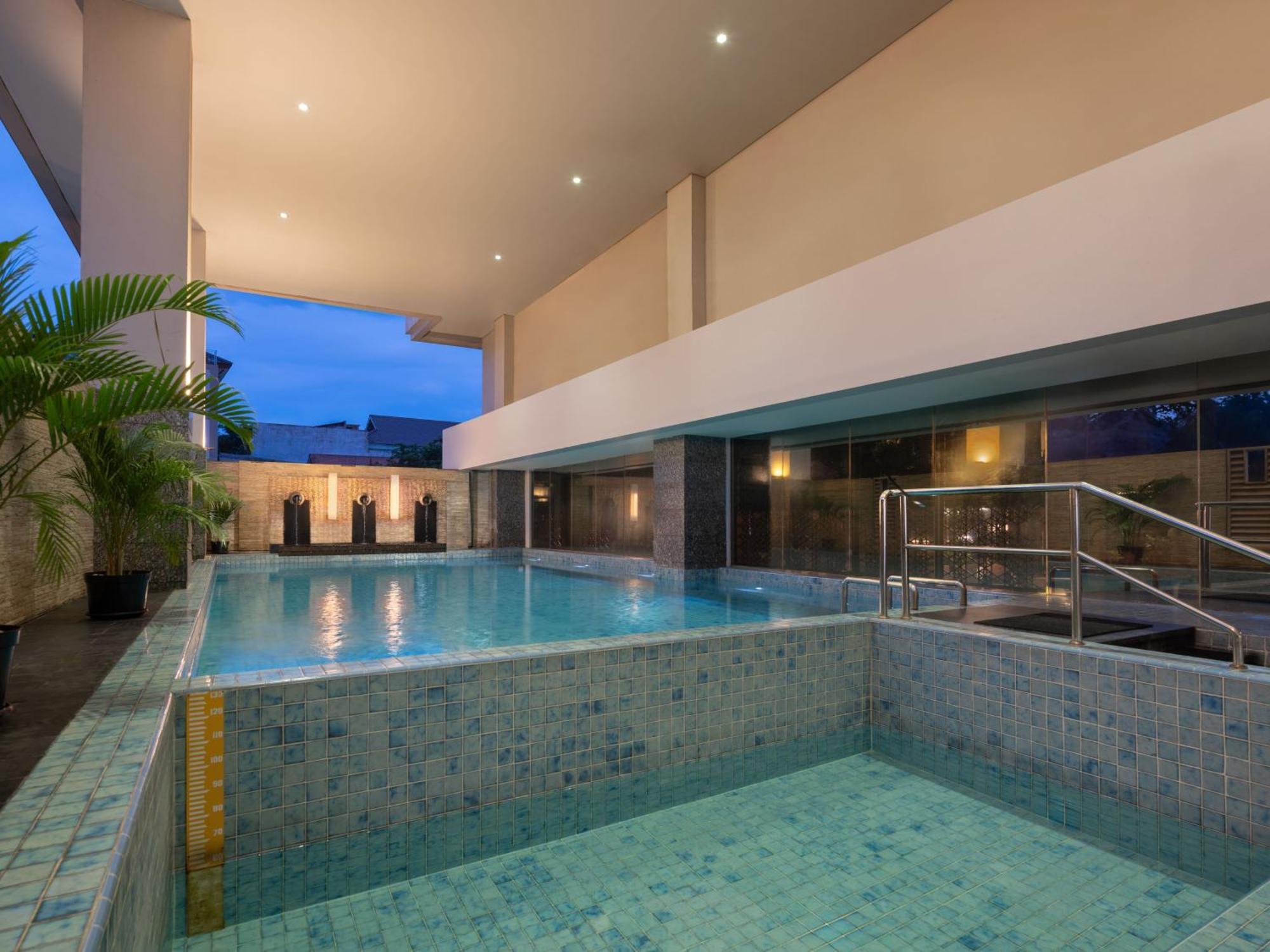 Hotel Santika Premiere Gubeng Surabaya Ngoại thất bức ảnh