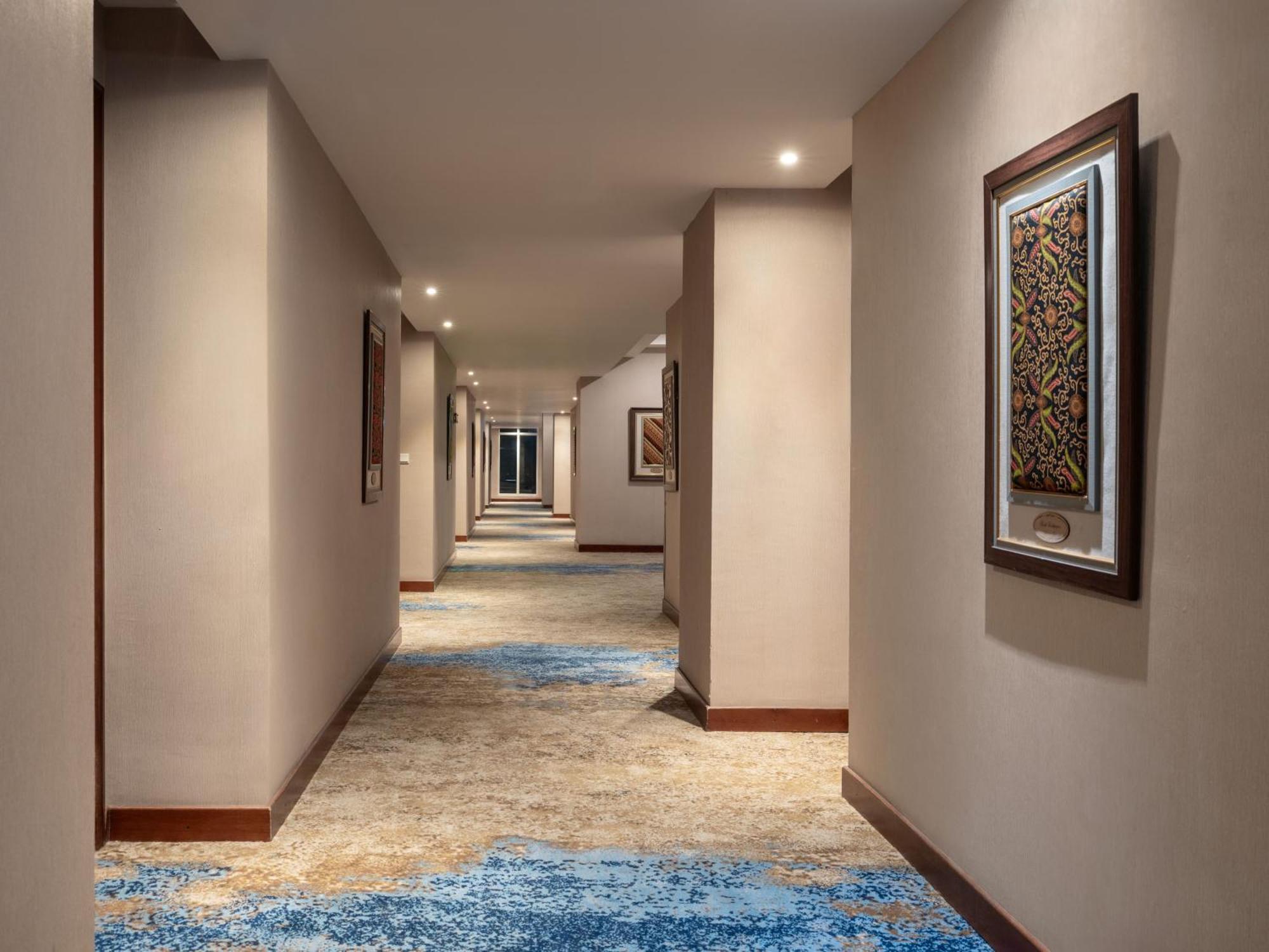 Hotel Santika Premiere Gubeng Surabaya Ngoại thất bức ảnh