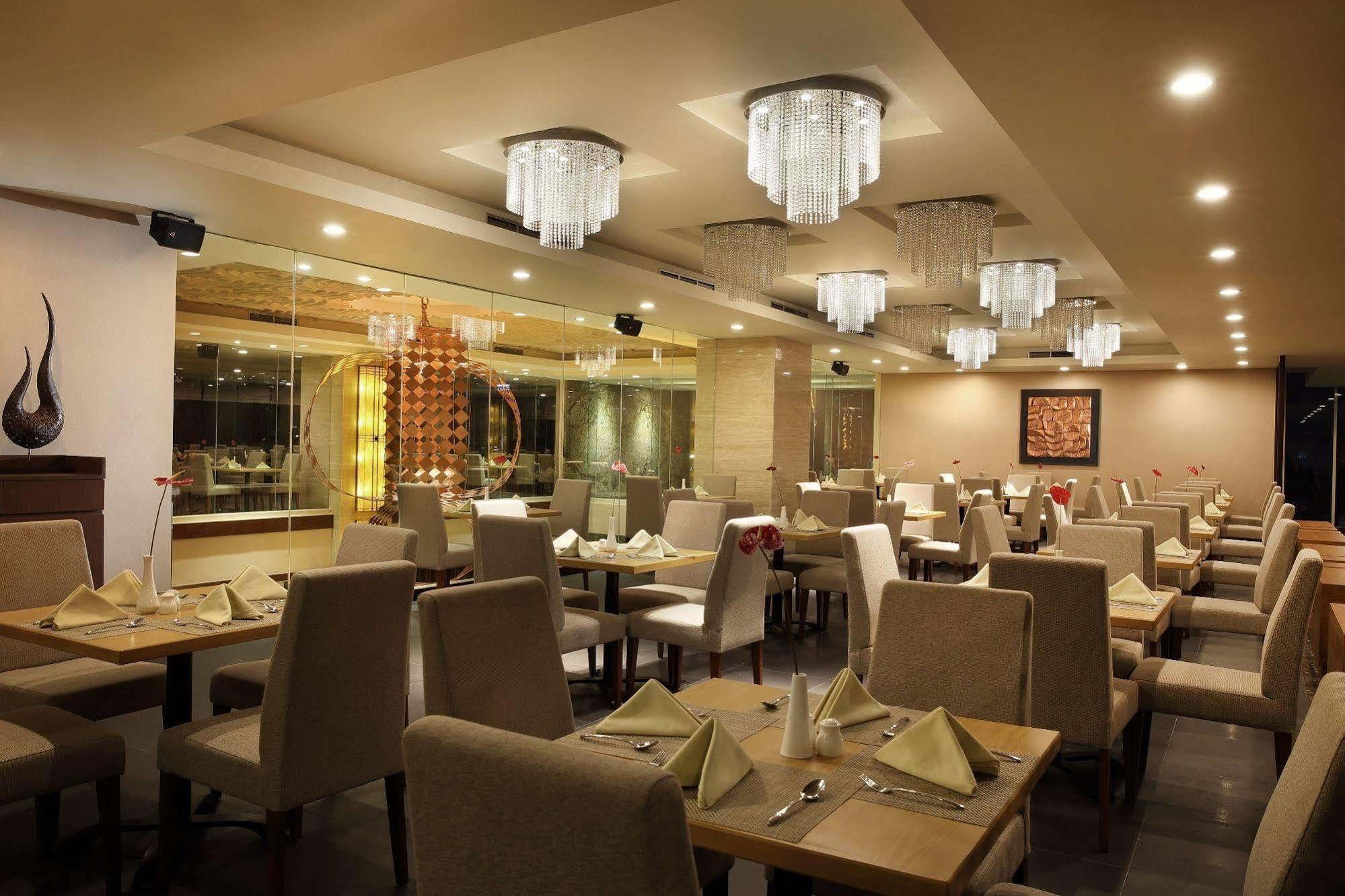 Hotel Santika Premiere Gubeng Surabaya Ngoại thất bức ảnh